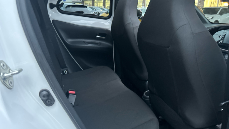 Toyota Aygo X 1.0 VVT-i Edge 5dr Auto Petrol Hatchback